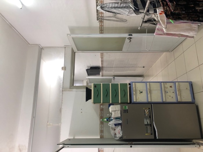 Cần bán chung cư ngay chợ hoa sầm uất, cách khu vui chơi Đầm Sen chưa tới 1 km,  41m², nhỉnh 2 tỷ